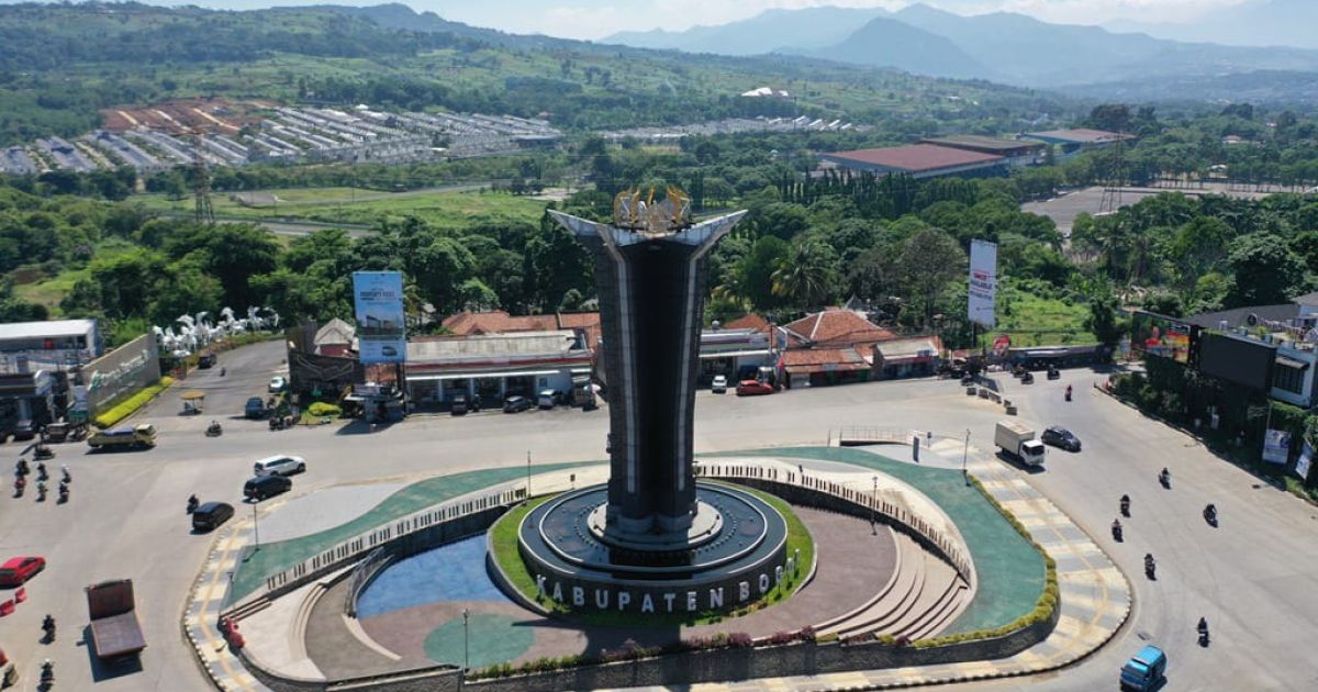 Bupati Bogor Rudy Susmanto Ajak Masyarakat Kabupaten Bogor Sholat Idul Fitri dan Silahturahmi di Lapangan Utama Stadion Pakansari