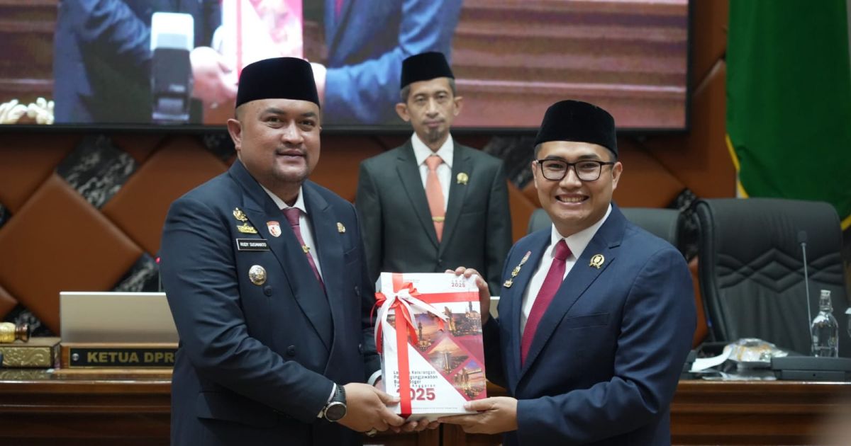 Rudy Susmanto Sampaikan LKPJ Tahun Anggaran 2025,  dalam Rapat Paripurna DPRD