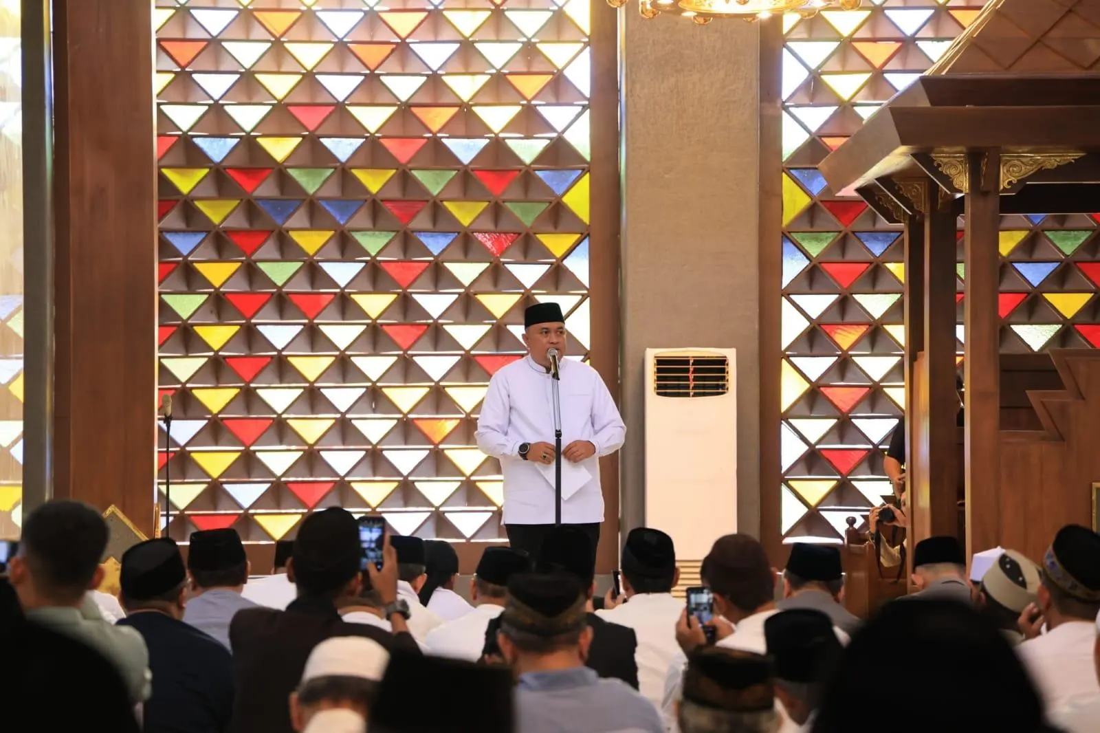 Bupati Bogor Tekanan Kolaborasi Pemerintah, Ulama dan Masyarakat dalam Memakmurkan Masjid Raya Nurul Wathon