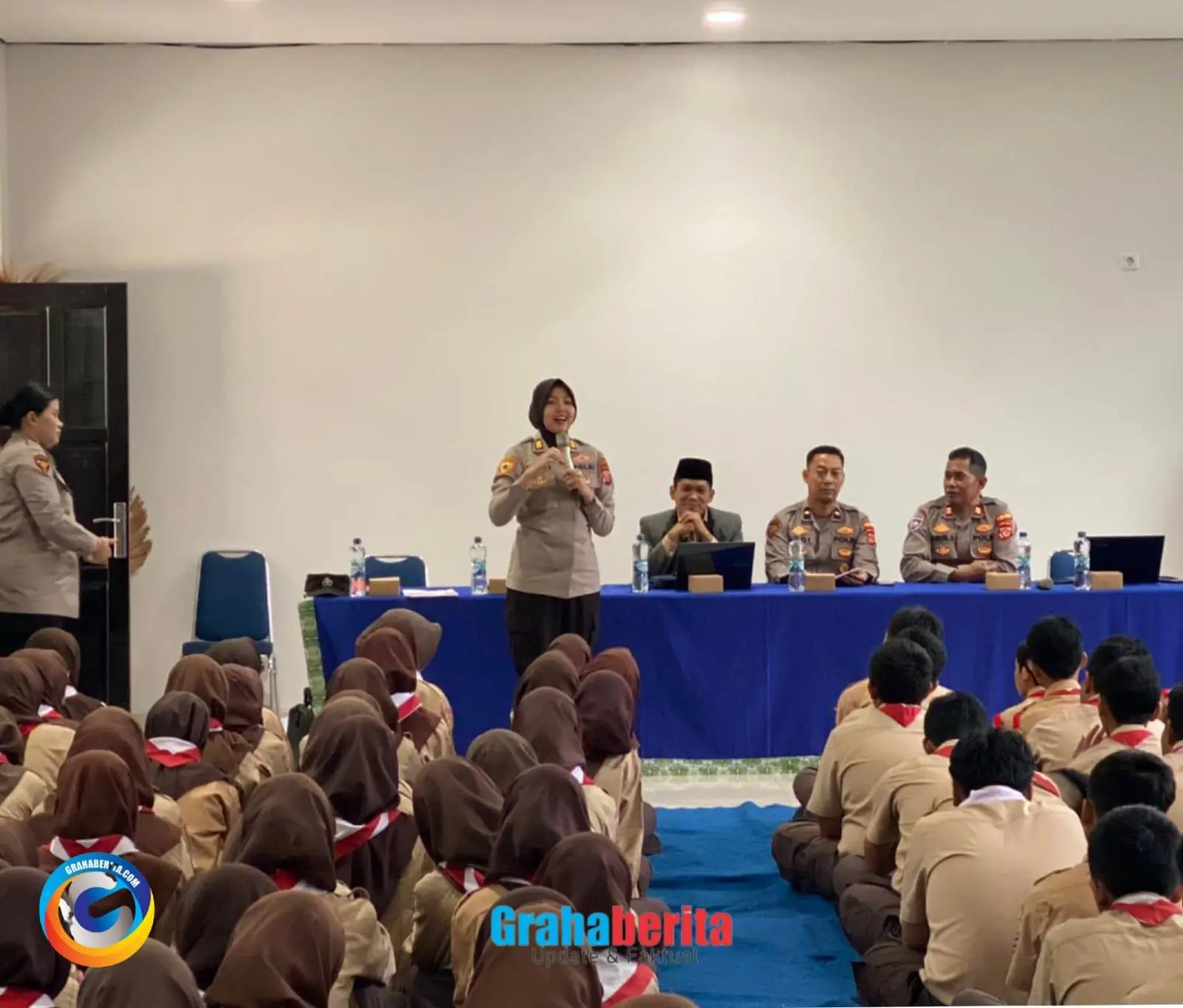 Polres Bogor sosialisasikan SPMB SMA Kemala Taruna Bhayangkara tahun ajaran 2026–2027 di SMP Al-Azhar Syifa Budi
