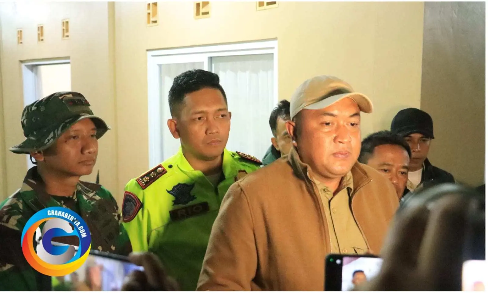 Kapolres Bogor dan Jajaran Bersama Forkompinda Tanggulani Penanganan Musibah Bencana Alam Di Beberapa Wilayah Hukum Cisarua Kabupaten Bogor