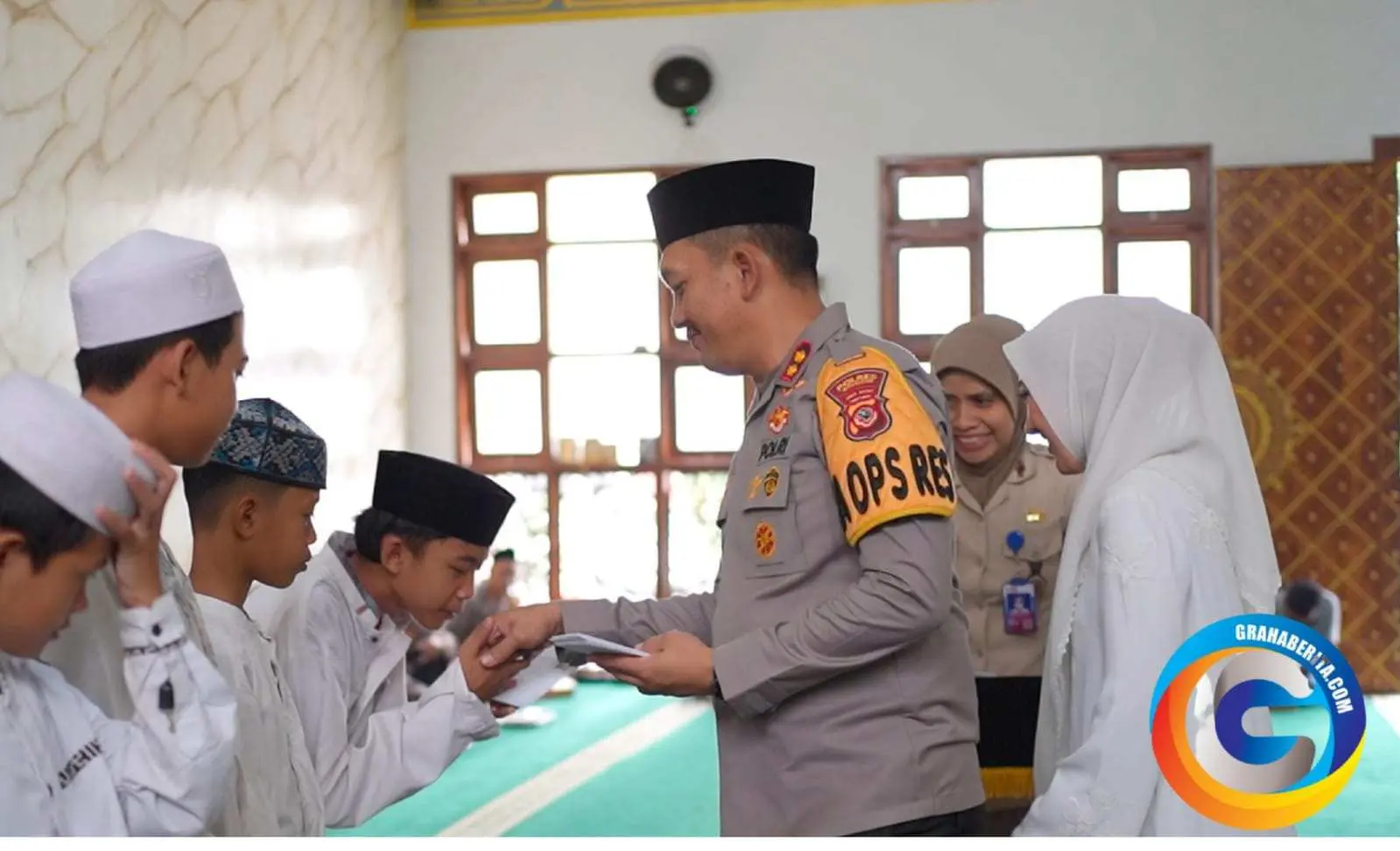 Polres Bogor Berikan Santunan Anak Yatim dan Gelar Buka Puasa Bersama Masyarakat