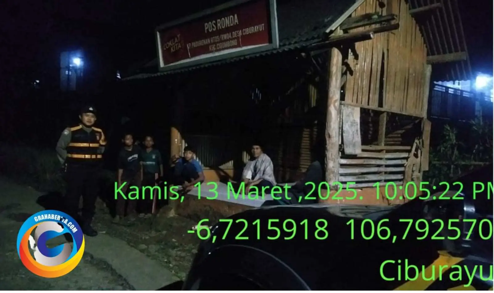 Bhabinkamtibmas Wilayah Hukum Polsek Cijeruk Giat Cooling Sistem Sambangi Satkamling Sampaikan Pesan Ajak Jaga Kamtibmas