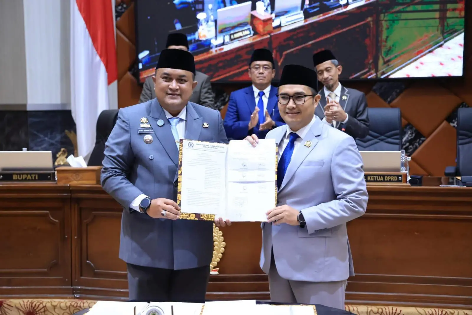 Pemkab Bogor dan DPRD Tetapkan Persetujuan Bersama, Wujud Penguatan Layanan Publik dan Ketertiban Daerah 